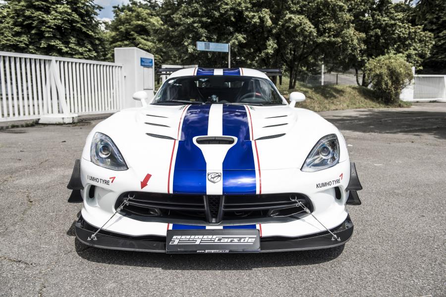  Dodge Viper ACR Widebody by GeigerCars 2016 года  (фото 12 из 16)